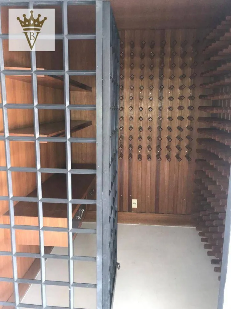 Cobertura, 3 quartos, 325 m² - Foto 1