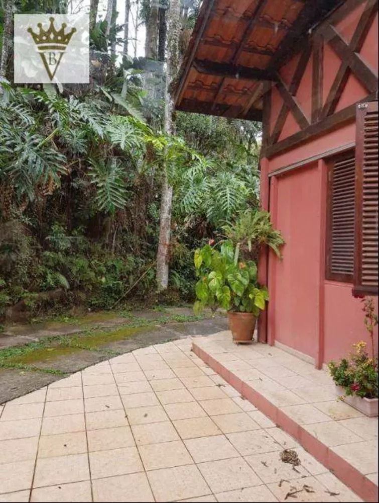 Casa de Condomínio à venda com 3 quartos, 300m² - Foto 4