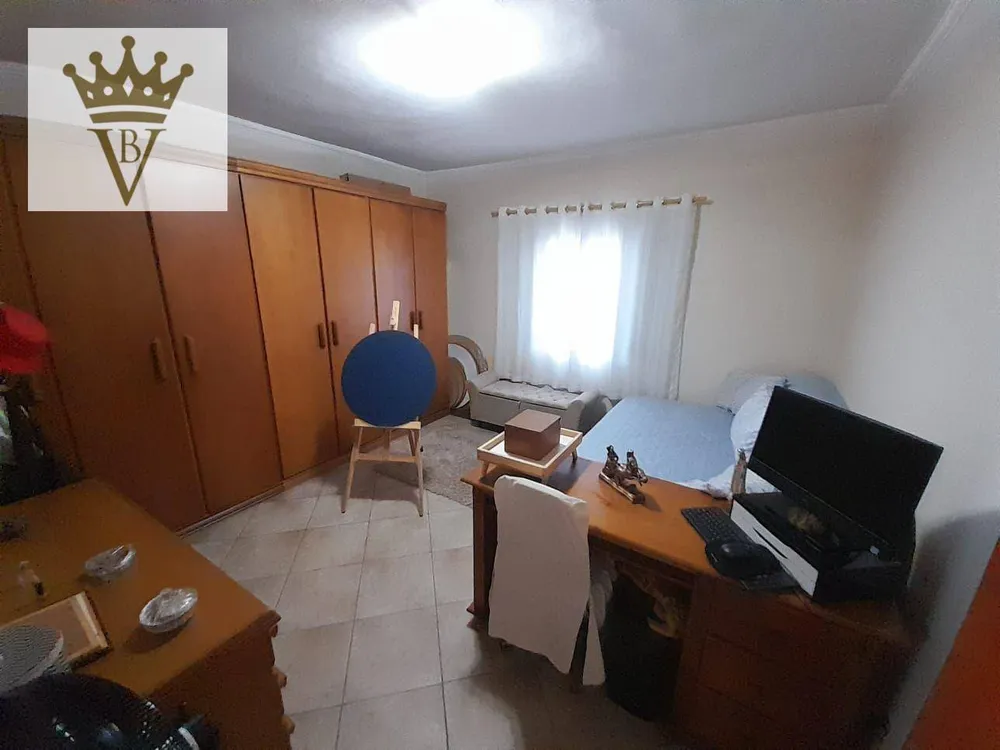 Casa, 3 quartos, 180 m² - Foto 1