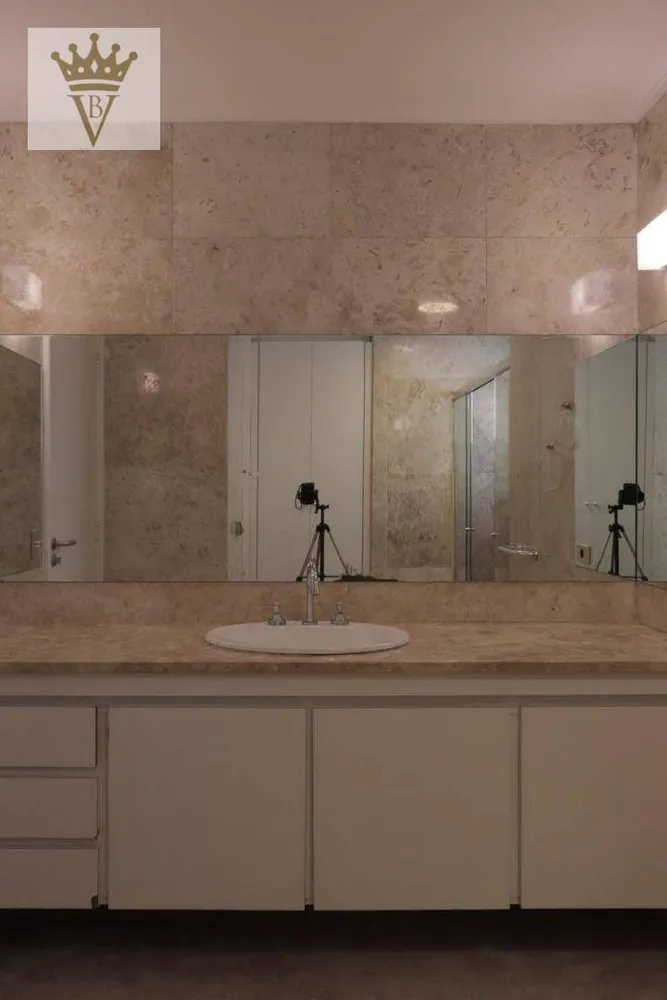 Apartamento, 3 quartos, 240 m² - Foto 5