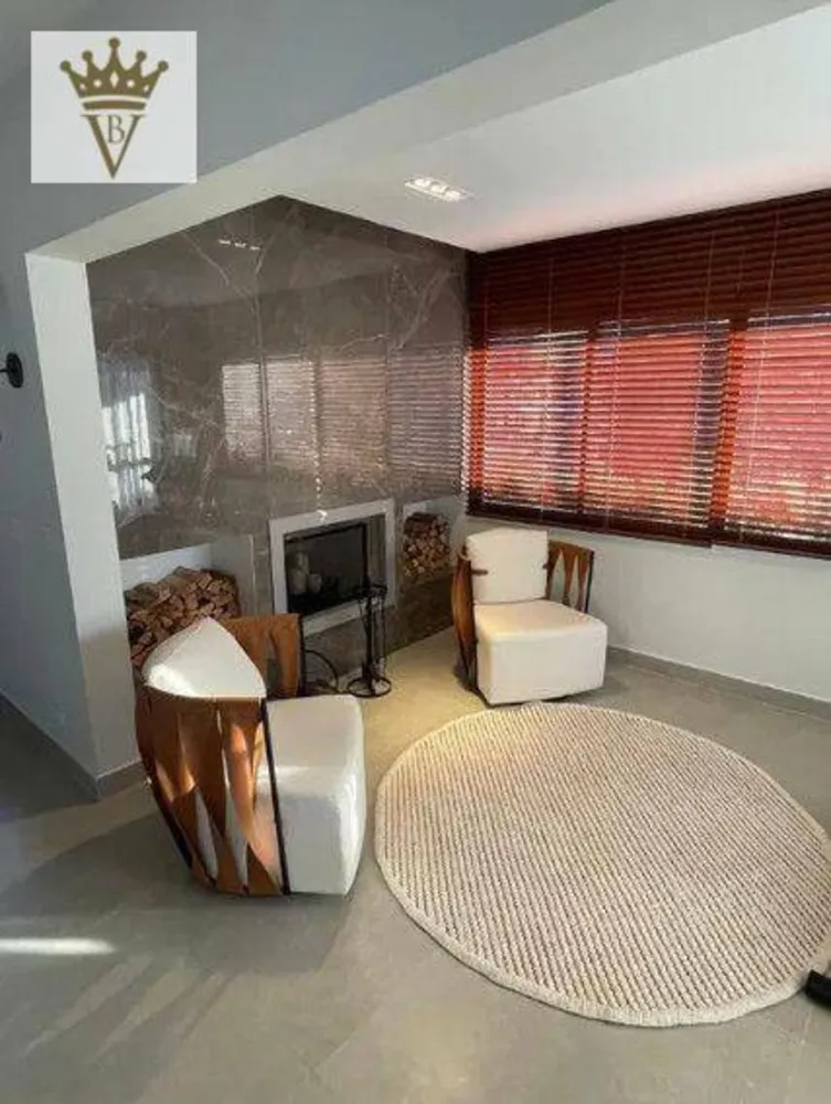 Apartamento, 3 quartos, 250 m² - Foto 1