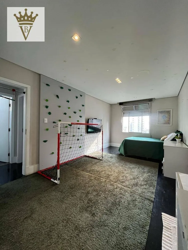 Cobertura, 3 quartos, 275 m² - Foto 1