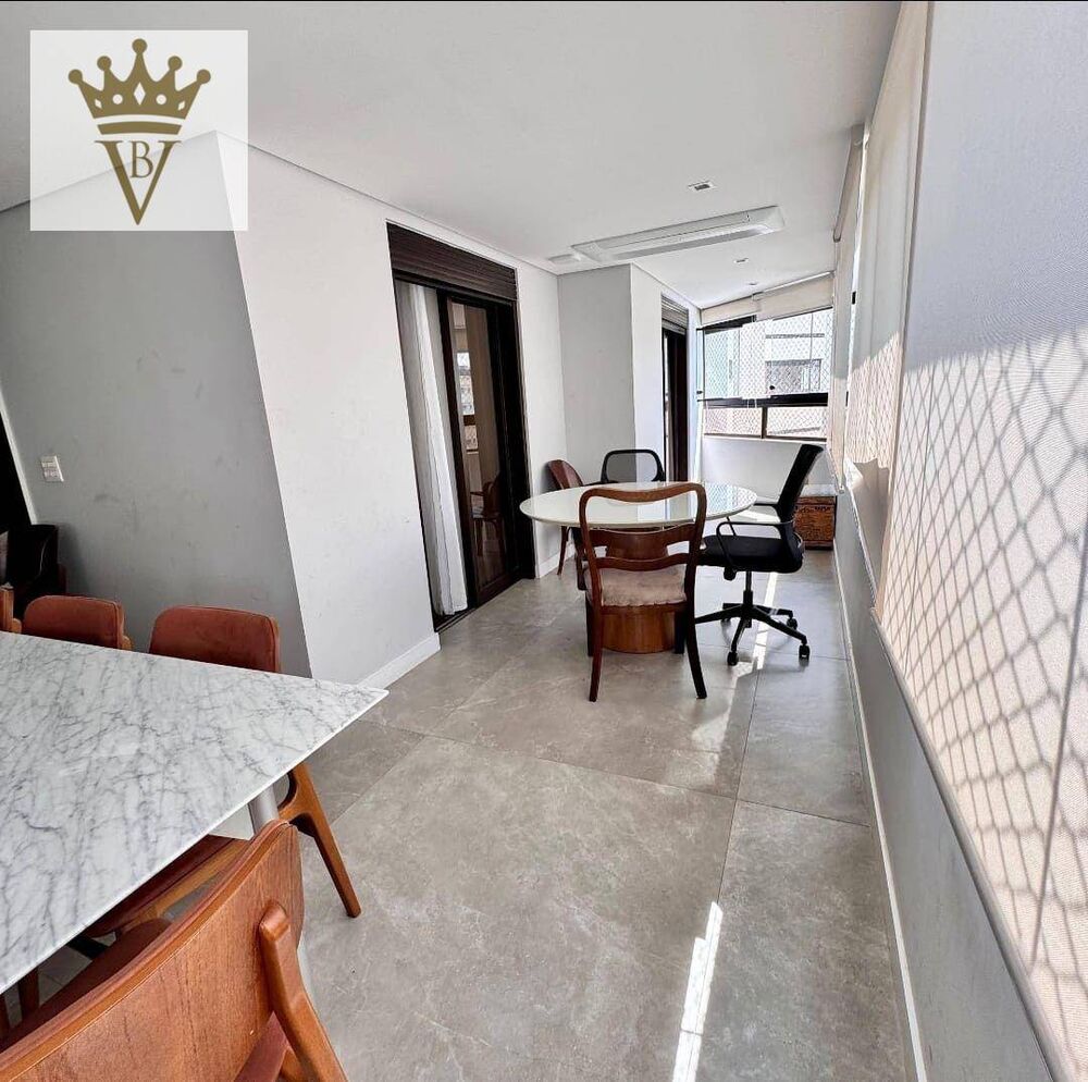 Apartamento para alugar com 4 quartos, 190m² - Foto 4