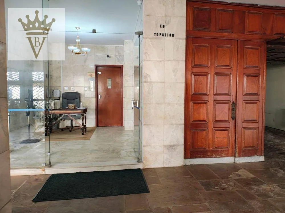 Apartamento, 3 quartos, 195 m² - Foto 2