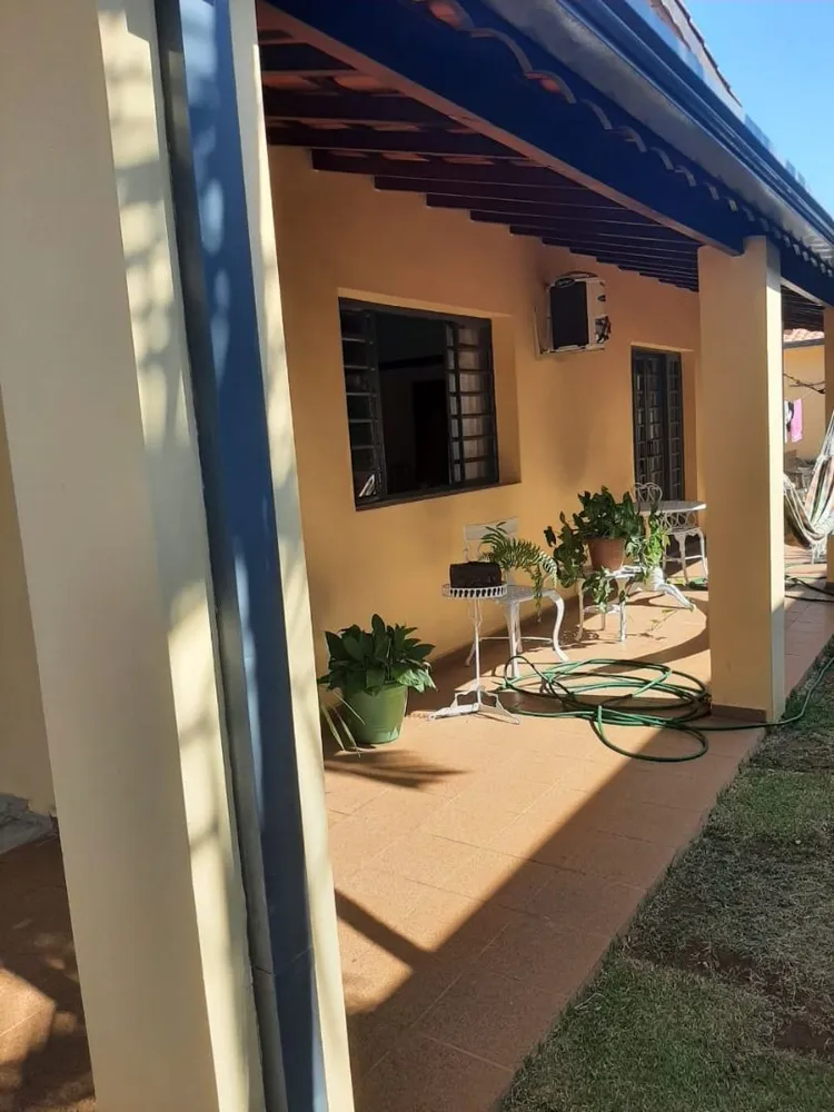 Casa, 3 quartos, 250 m² - Foto 3