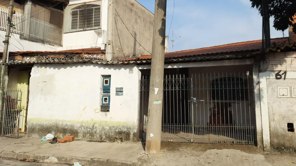 Casa, 6 quartos, 164 m² - Foto 1