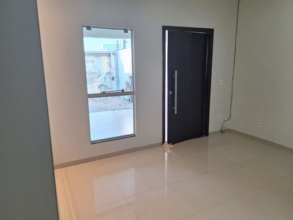 Sobrado à venda com 3 quartos, 150m² - Foto 1