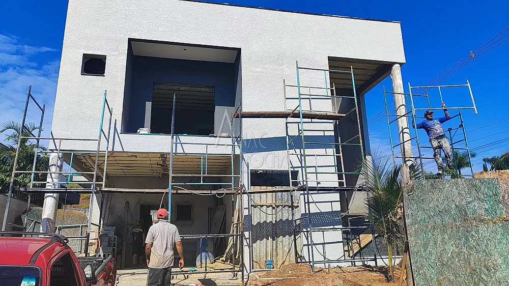 Casa, 4 quartos, 328 m² - Foto 2