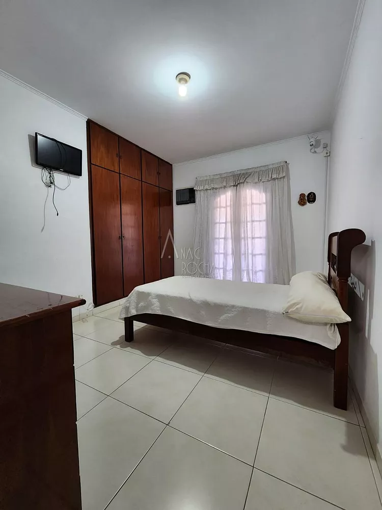 Casa, 3 quartos, 331 m² - Foto 2