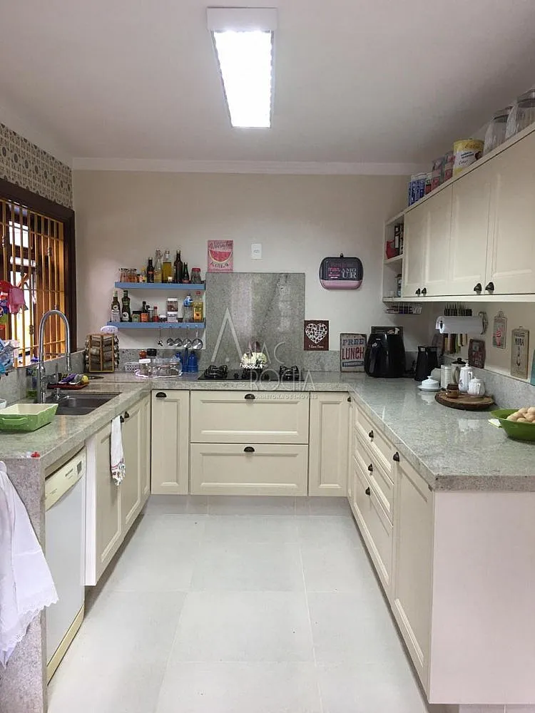 Casa, 3 quartos, 379 m² - Foto 2