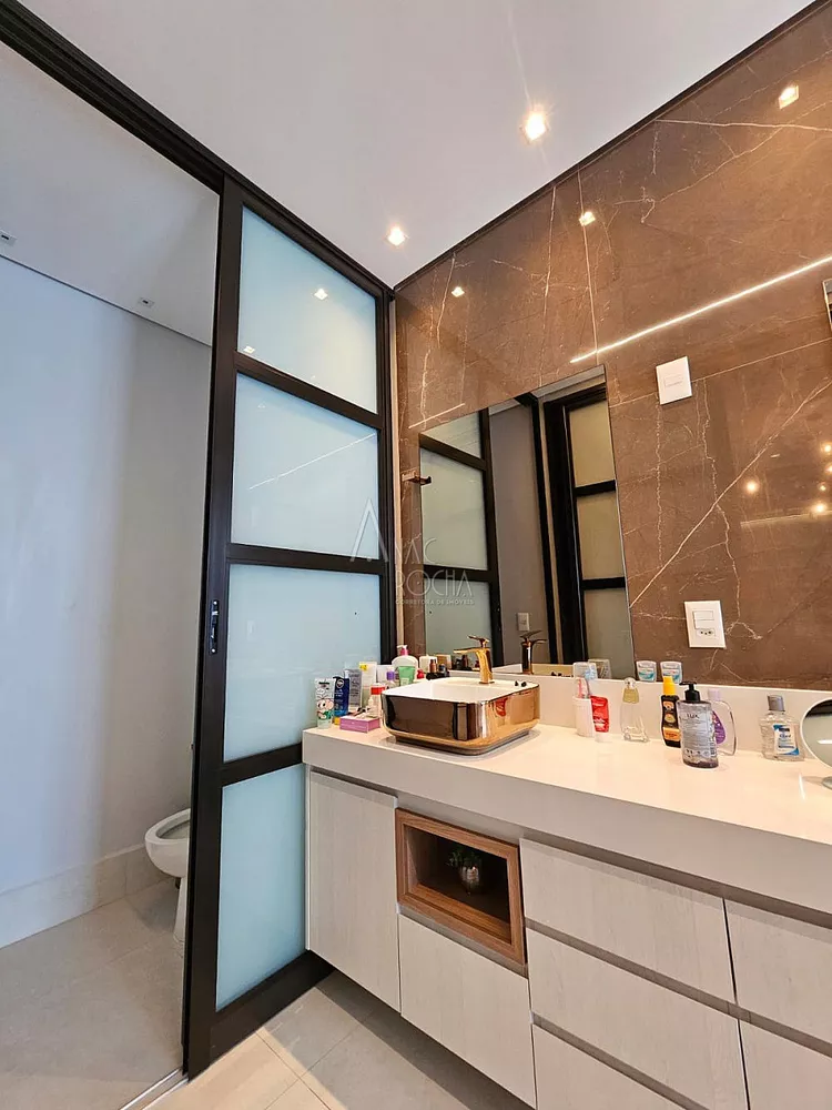 Casa, 4 quartos, 281 m² - Foto 2