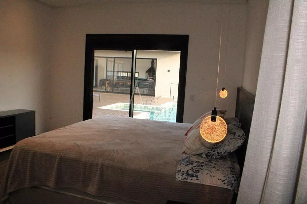 Casa, 3 quartos, 250 m² - Foto 1