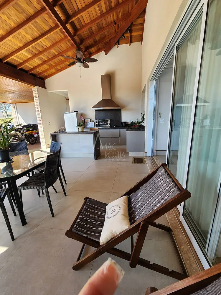 Casa, 4 quartos, 250 m² - Foto 15