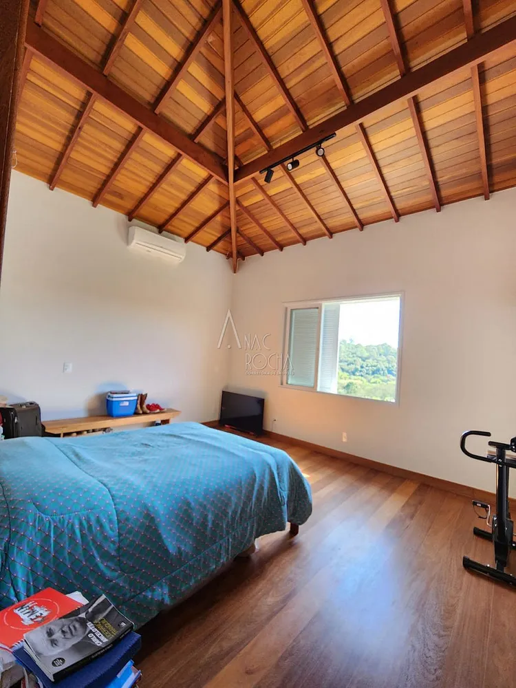 Casa, 4 quartos, 250 m² - Foto 17
