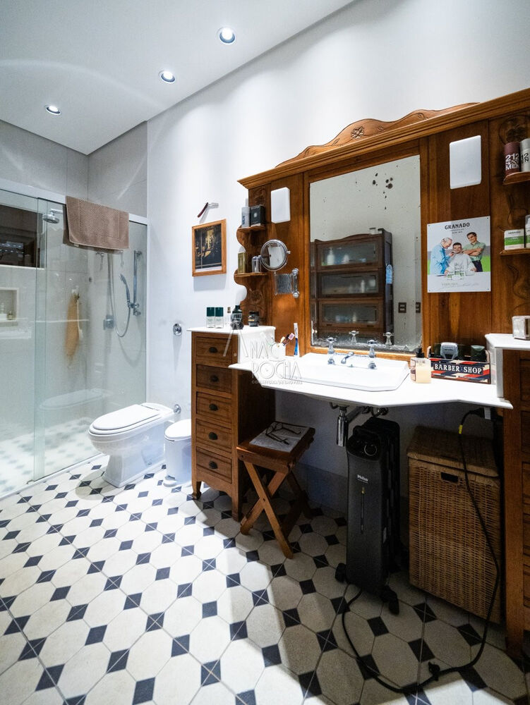 Casa à venda com 4 quartos, 850m² - Foto 4