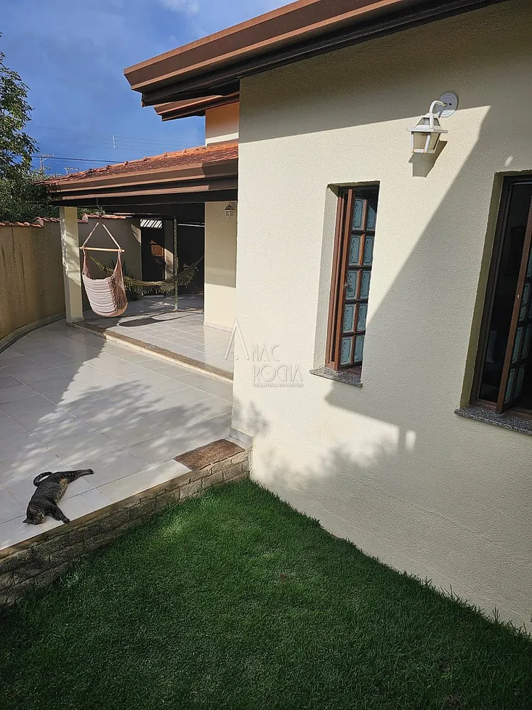 Casa, 3 quartos, 255 m² - Foto 11