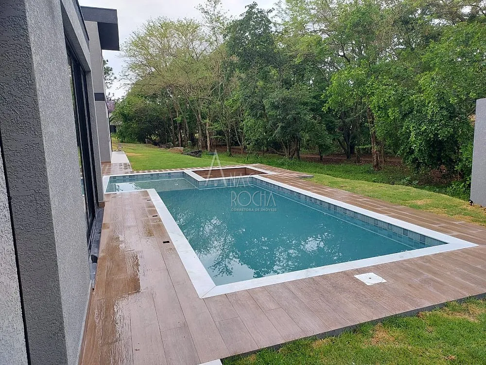 Casa, 4 quartos, 334 m² - Foto 1