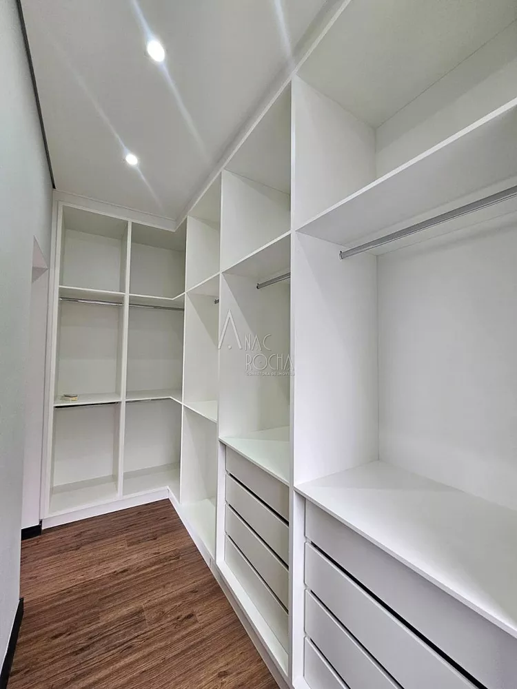 Casa, 3 quartos, 198 m² - Foto 4