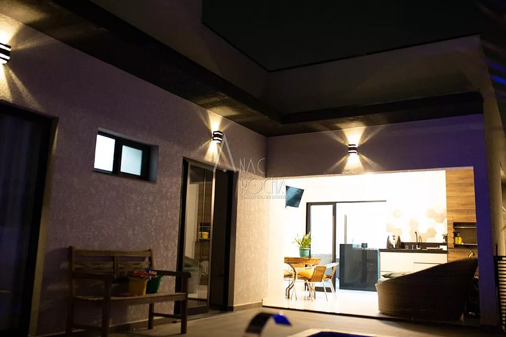 Casa, 3 quartos, 175 m² - Foto 1