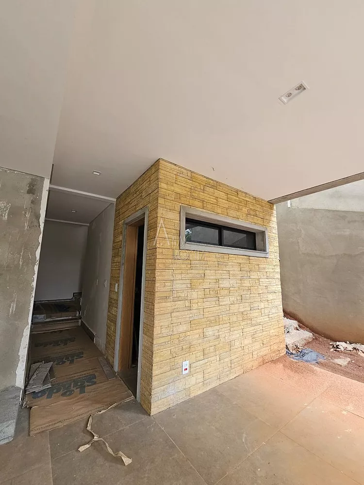 Casa, 3 quartos, 210 m² - Foto 2