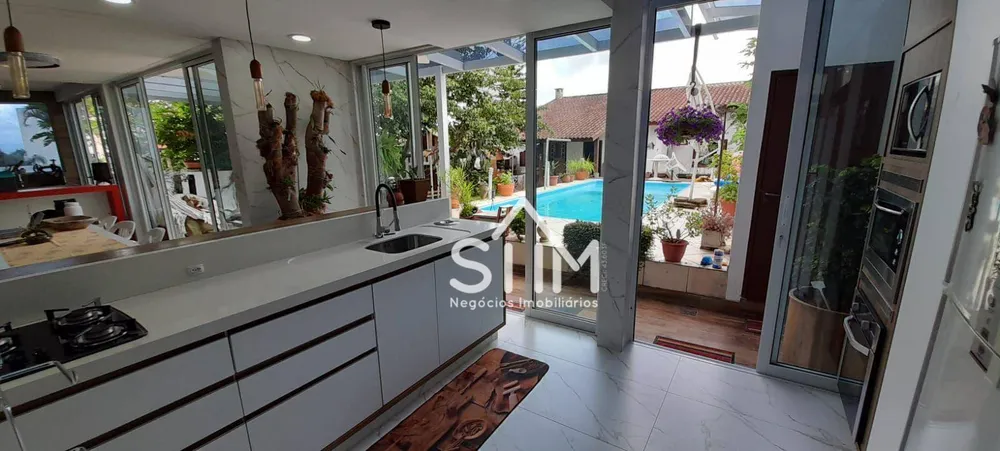 Casa, 4 quartos, 320 m² - Foto 3