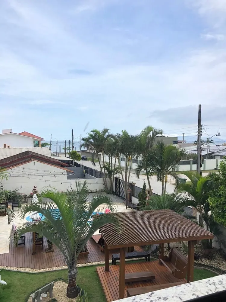 Casa, 4 quartos, 280 m² - Foto 1