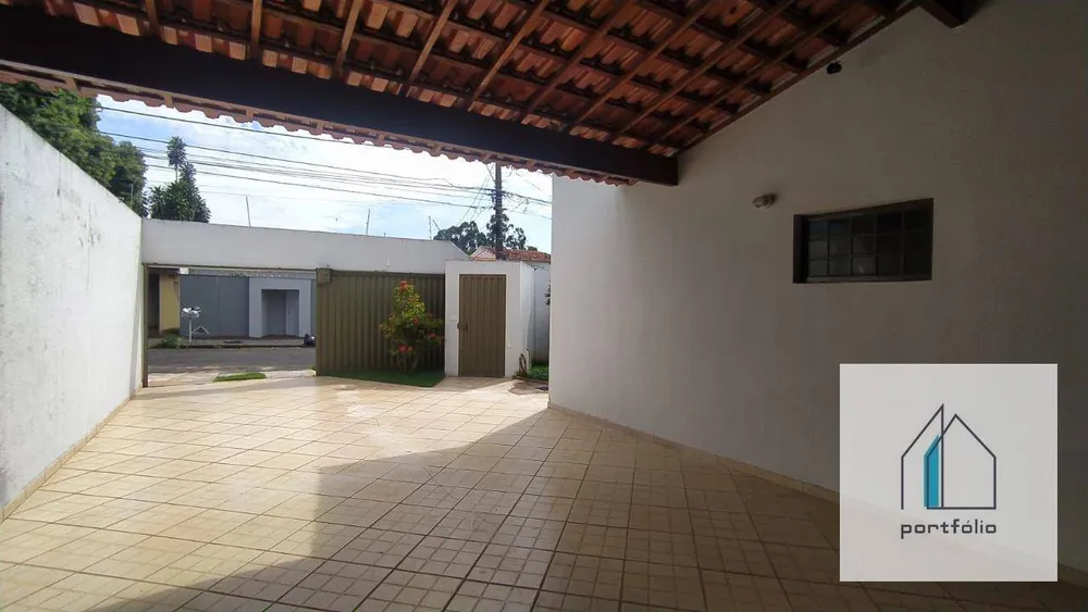 Casa, 3 quartos, 199 m² - Foto 2