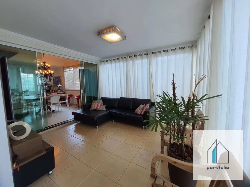 Casa, 4 quartos, 270 m² - Foto 4