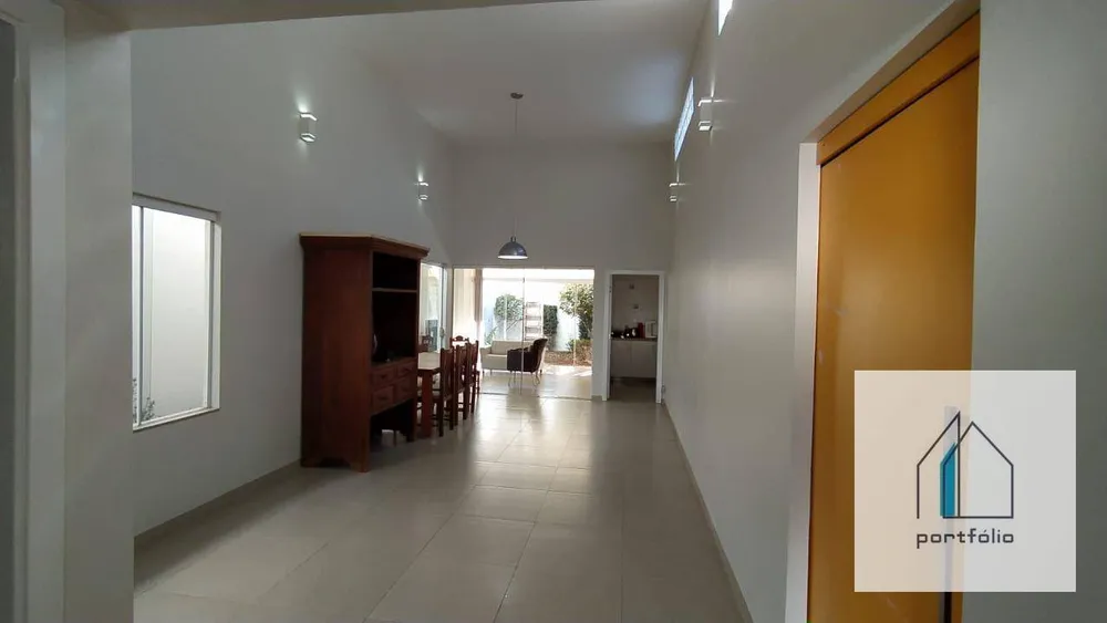Casa, 4 quartos, 200 m² - Foto 4