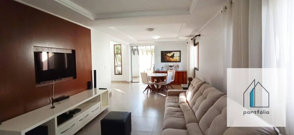 Casa, 3 quartos, 251 m² - Foto 3