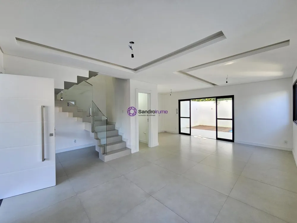 Casa, 3 quartos, 152 m² - Foto 2