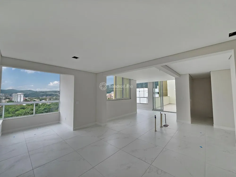 Cobertura, 3 quartos, 130 m² - Foto 1