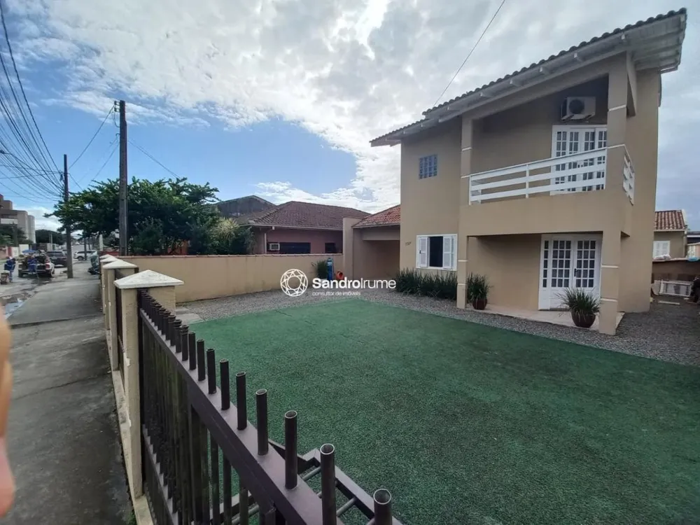 Casa, 3 quartos, 155 m² - Foto 2