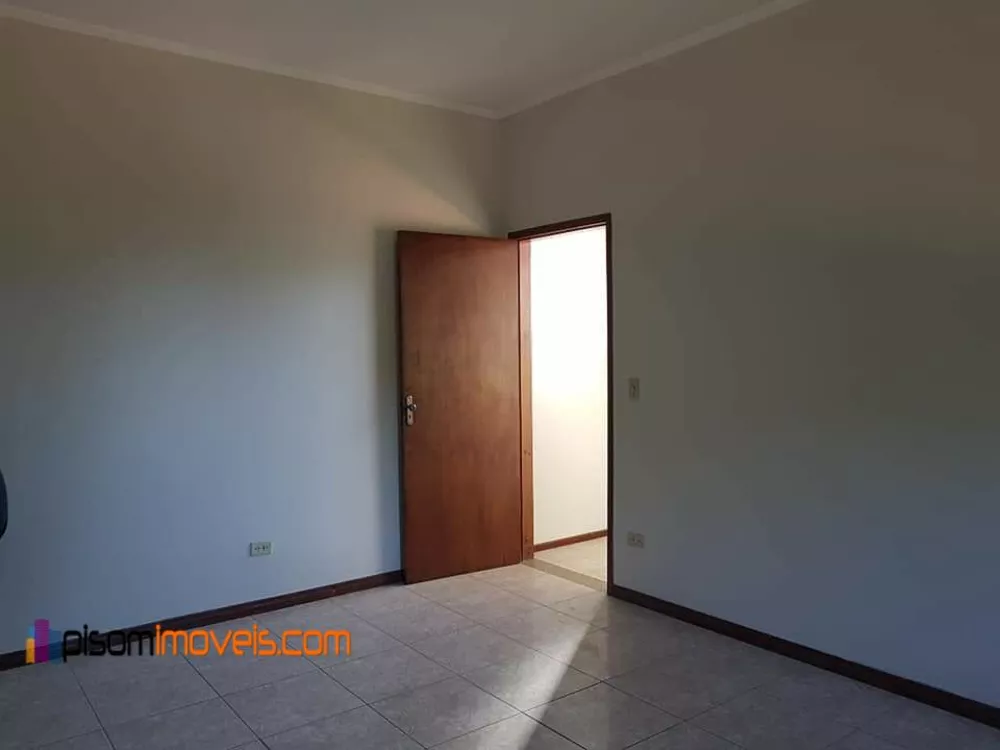 Sobrado à venda com 3 quartos, 98m² - Foto 2