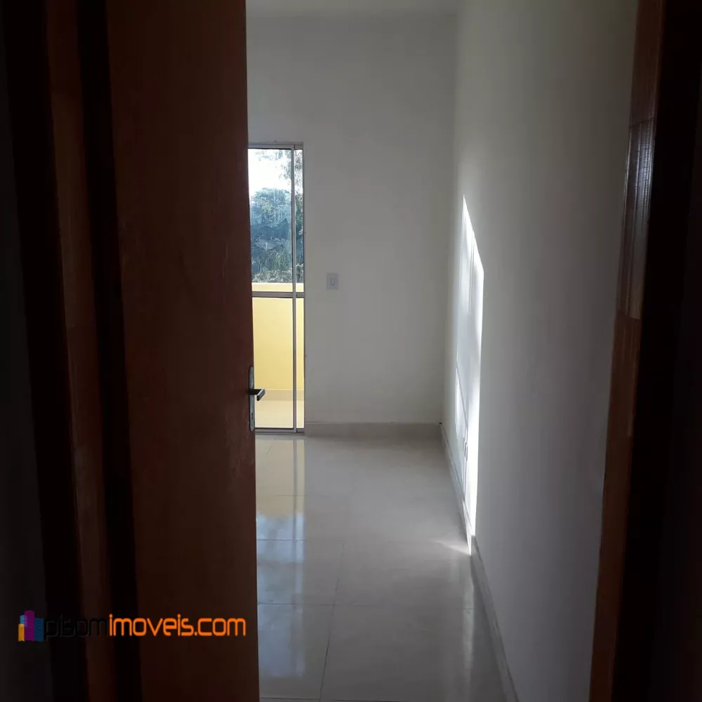 Casa à venda com 2 quartos, 64m² - Foto 10