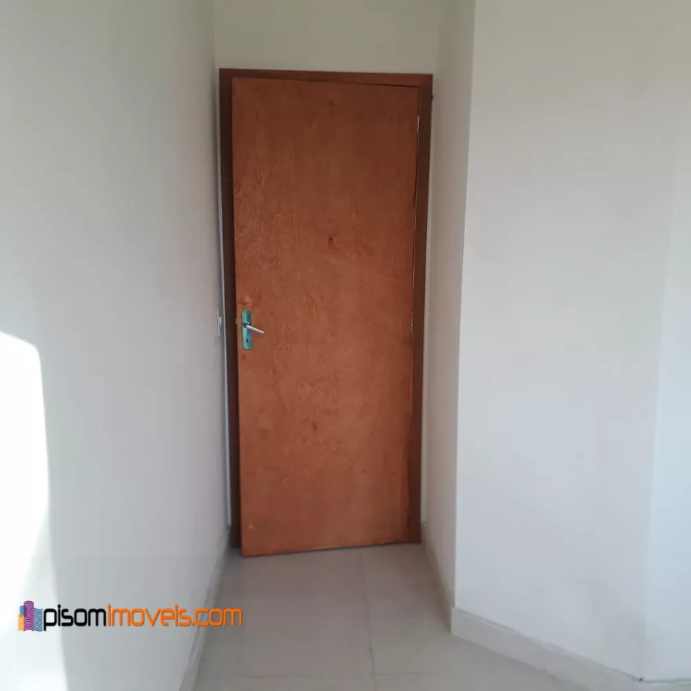 Casa à venda com 2 quartos, 64m² - Foto 12