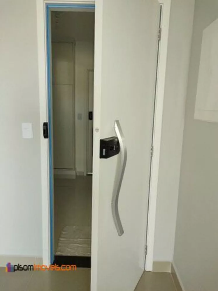 Apartamento para alugar com 2 quartos, 77m² - Foto 2