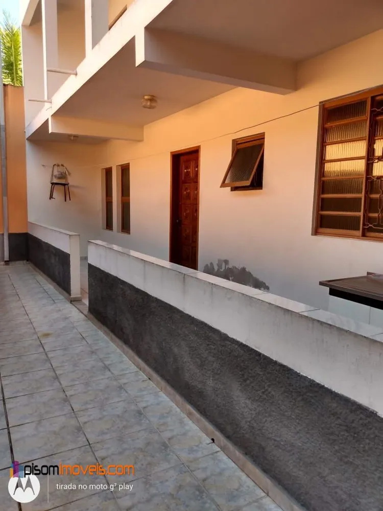 Casa, 4 quartos, 127 m² - Foto 2