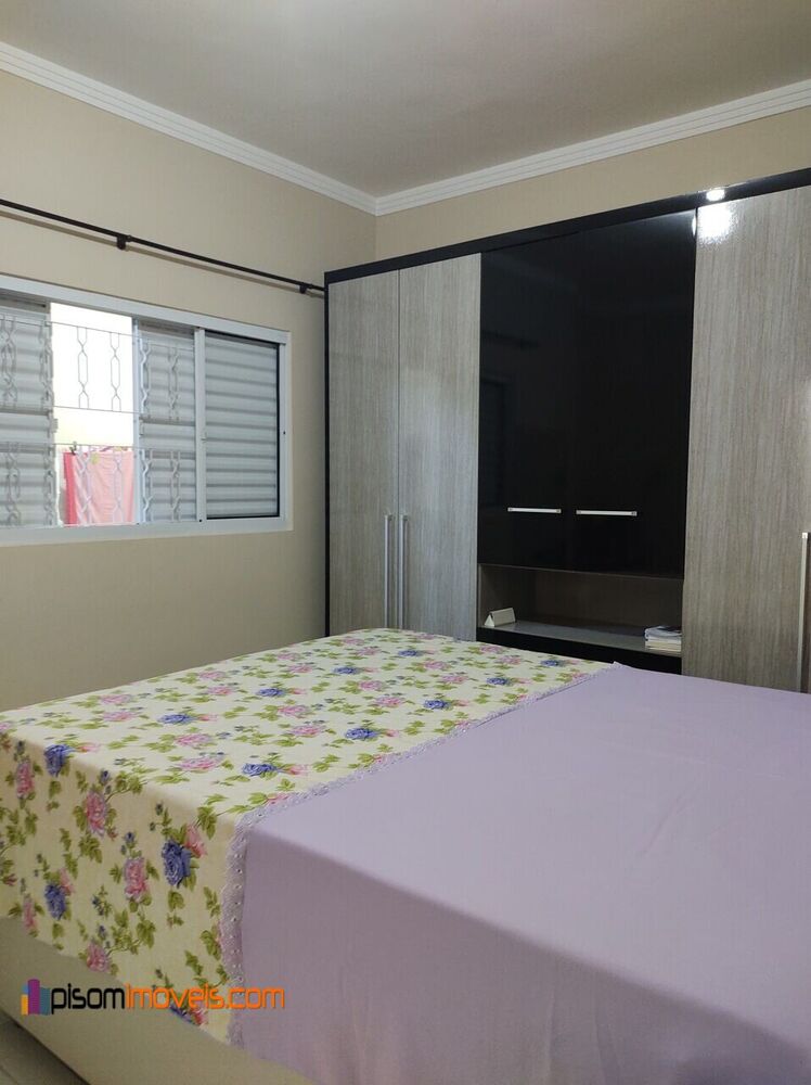 Casa, 2 quartos, 58 m² - Foto 1