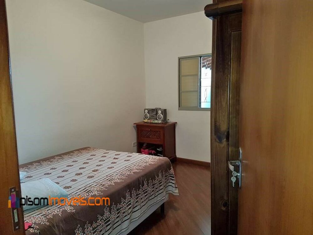 Casa, 3 quartos, 262 m² - Foto 3