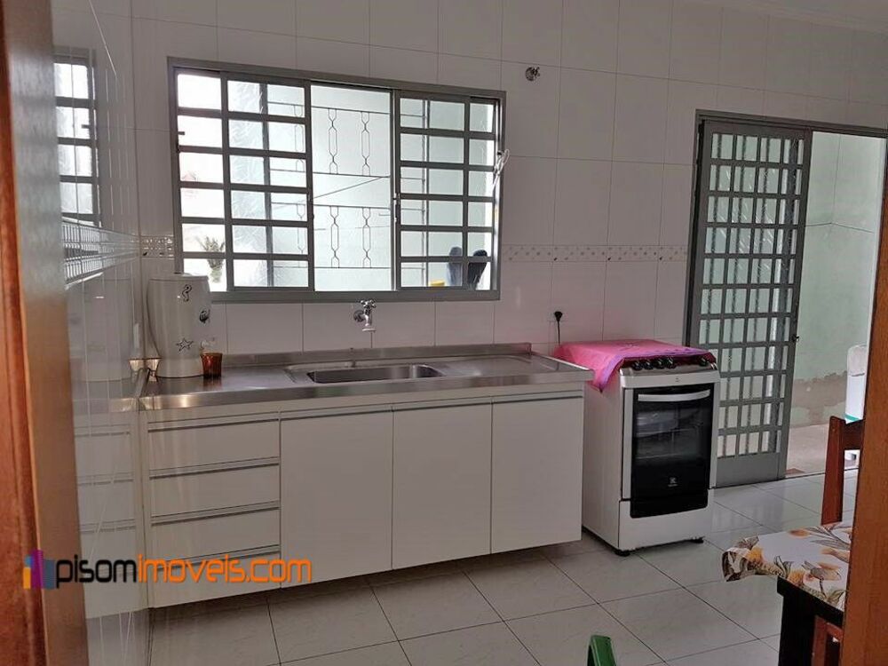 Casa, 3 quartos, 262 m² - Foto 5