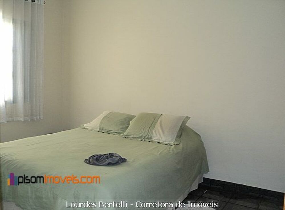 Casa à venda com 2 quartos, 187m² - Foto 2