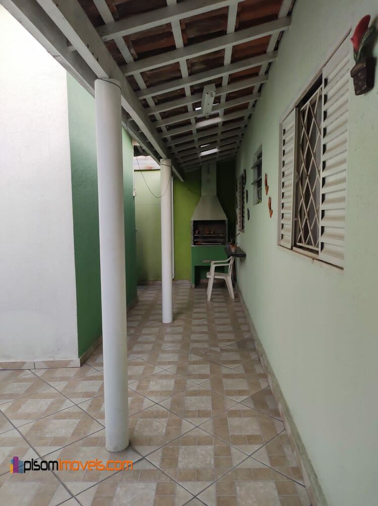 Casa, 3 quartos, 250 m² - Foto 1