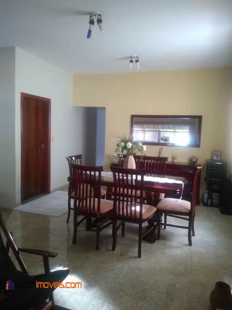 Casa, 3 quartos, 125 m² - Foto 1