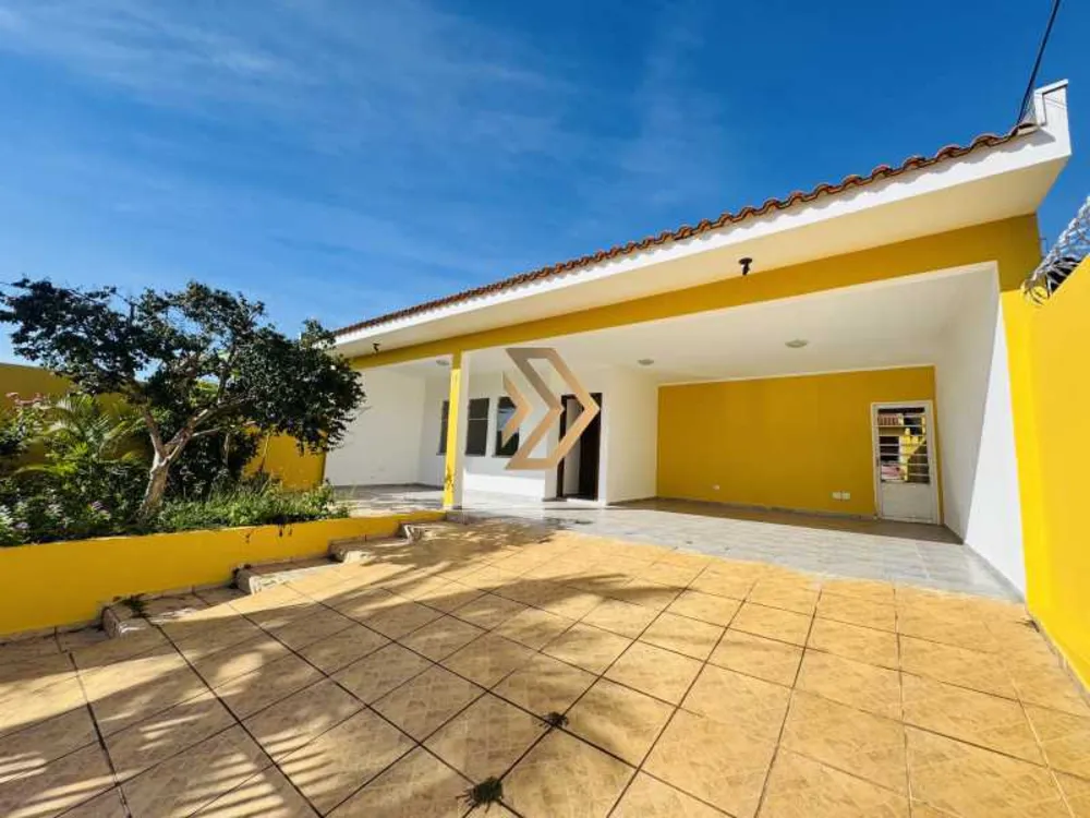 Casa, 3 quartos, 300 m² - Foto 2