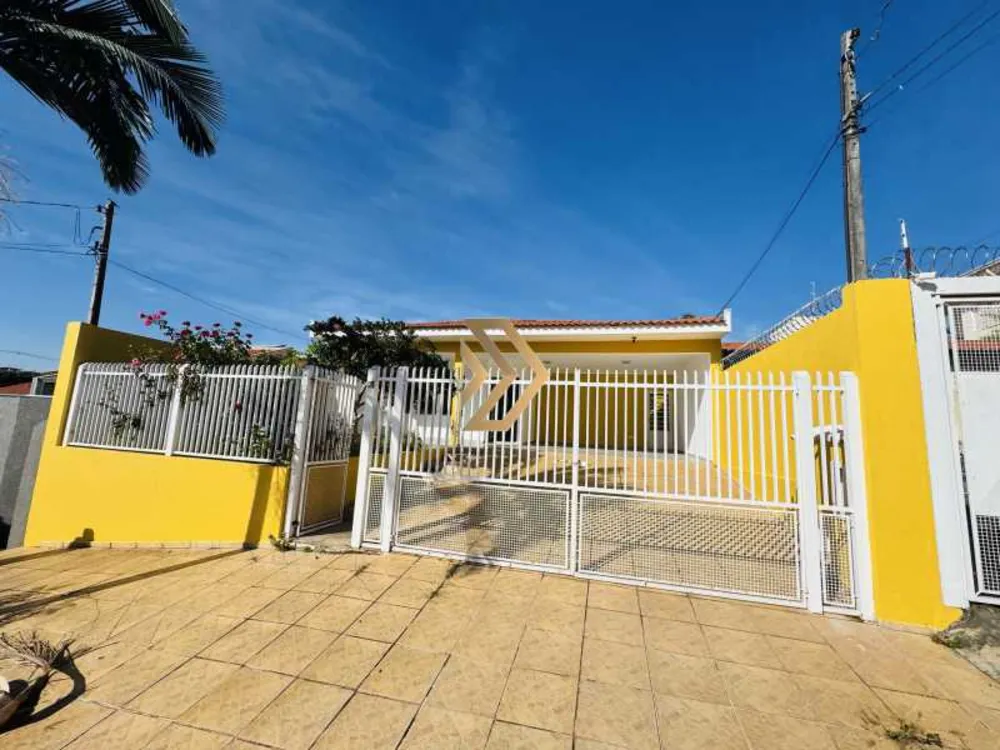 Casa, 3 quartos, 300 m² - Foto 1