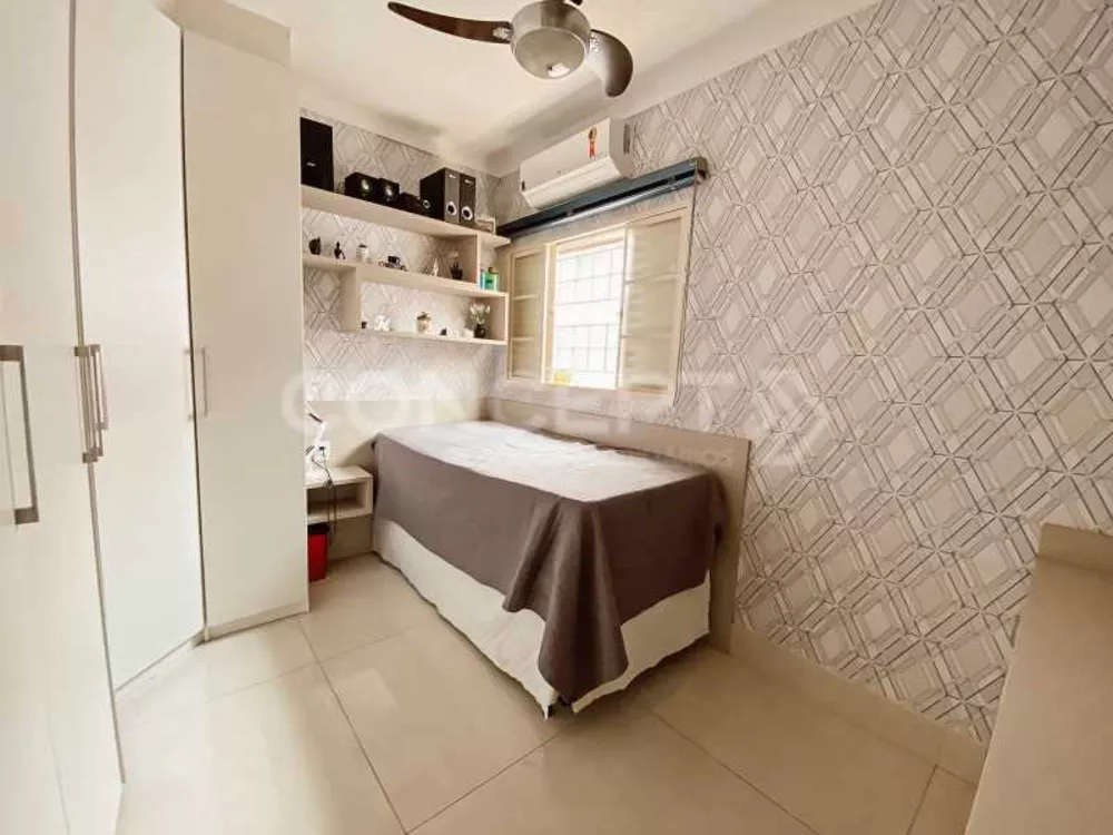 Casa, 4 quartos, 220 m² - Foto 2