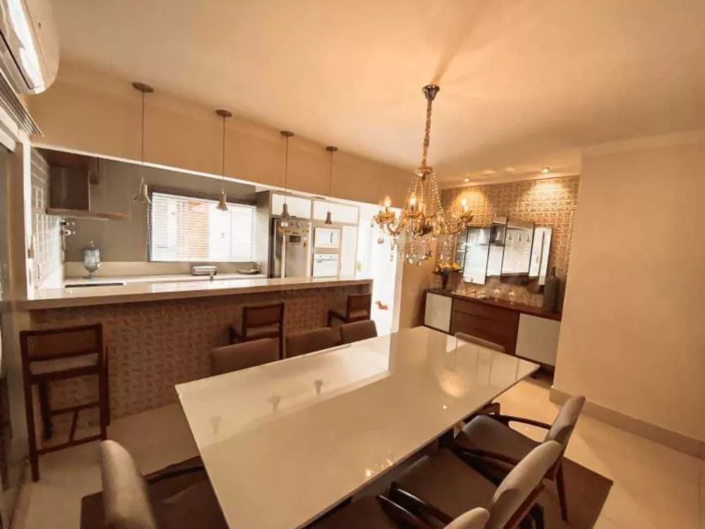 Casa, 4 quartos, 220 m² - Foto 4