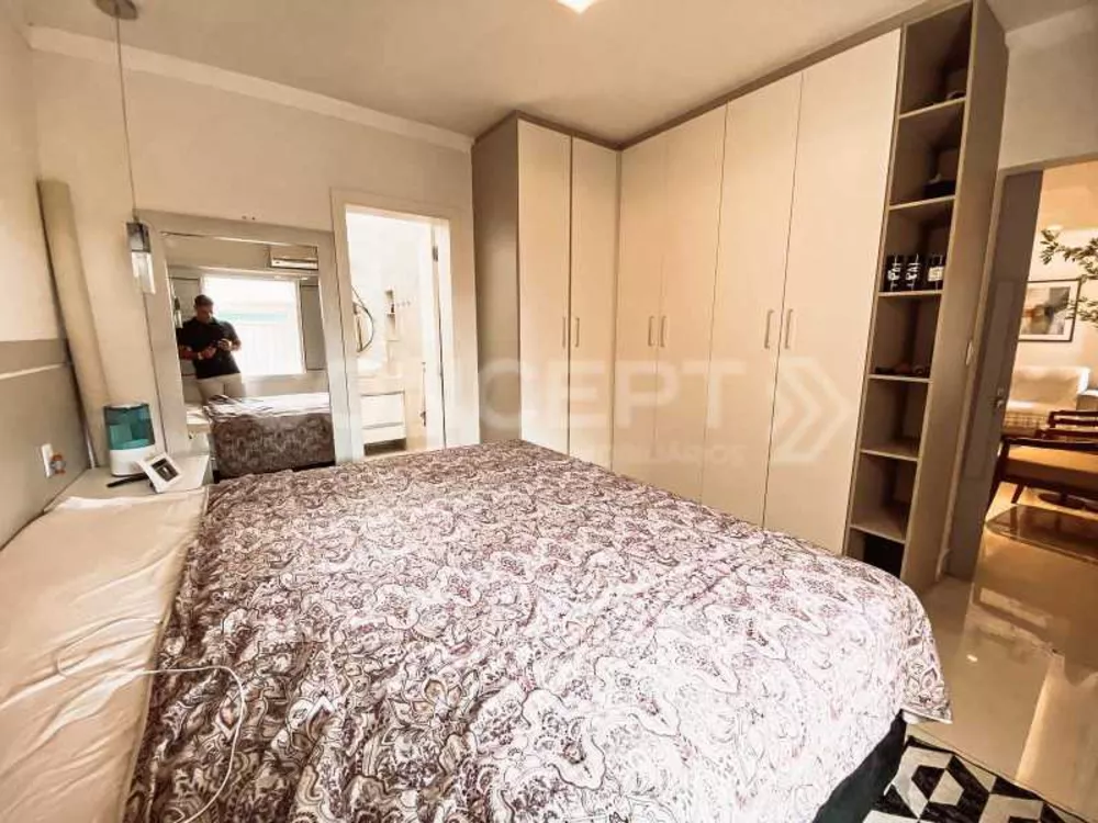 Casa, 4 quartos, 220 m² - Foto 1