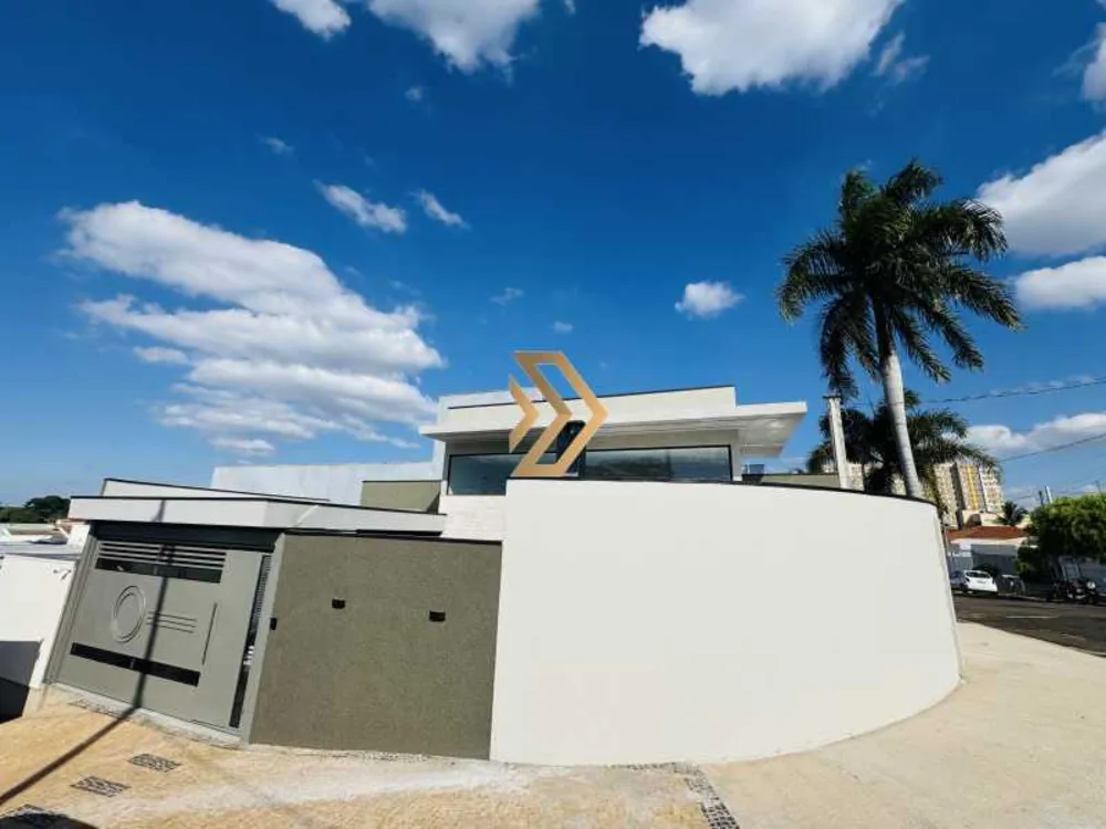 Casa, 3 quartos, 180 m² - Foto 2